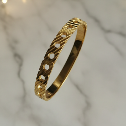 Gold Finish Anti Tarnish AD Stone Adjustable Bracelet