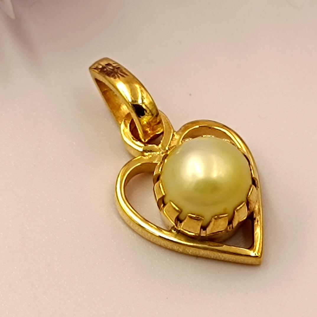 Heart Shape Golden Pearl Locket