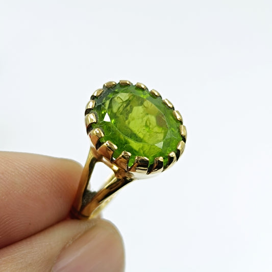 Peridot Ring & Locket (Panchdhatu Metal )