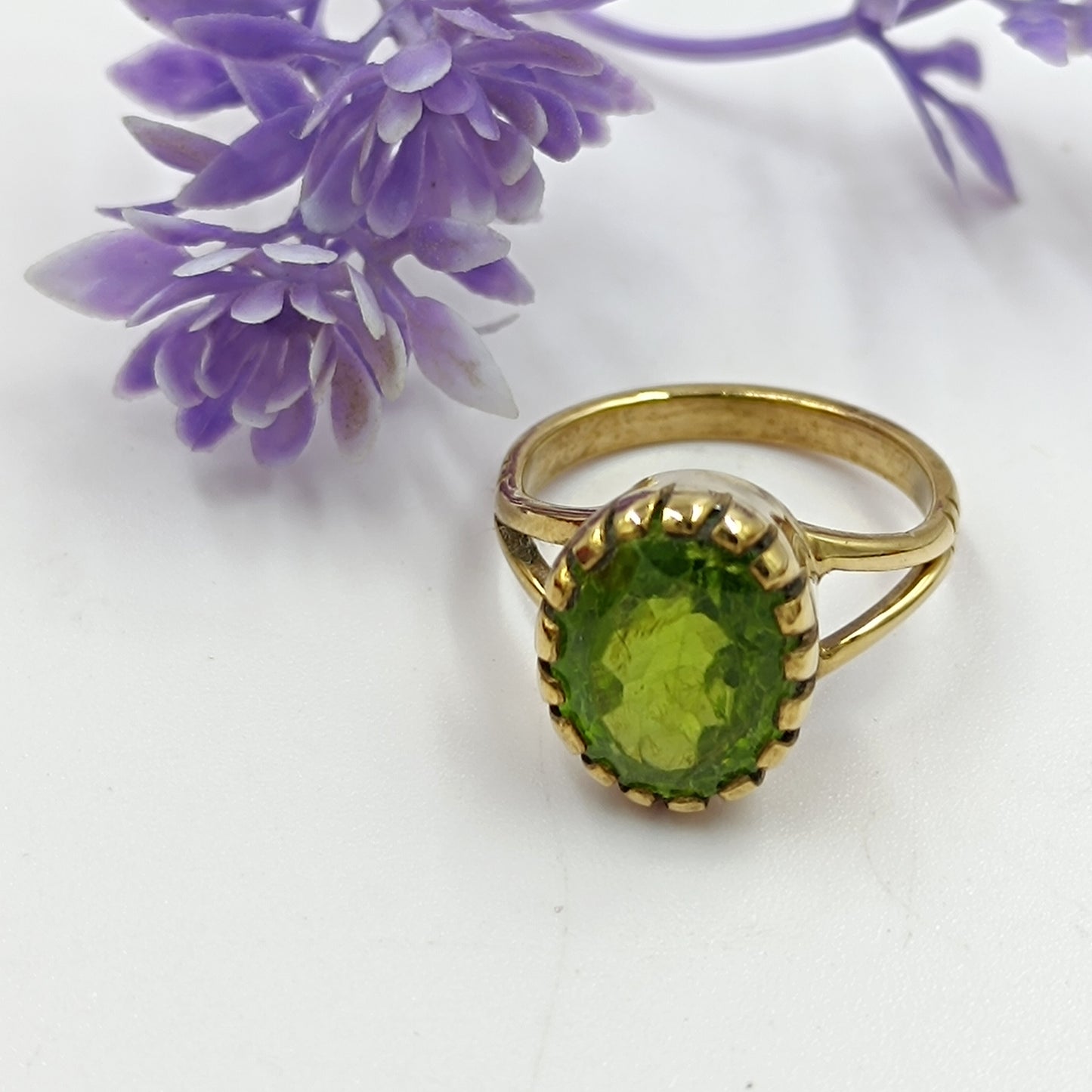 Peridot Ring & Locket (Panchdhatu Metal )