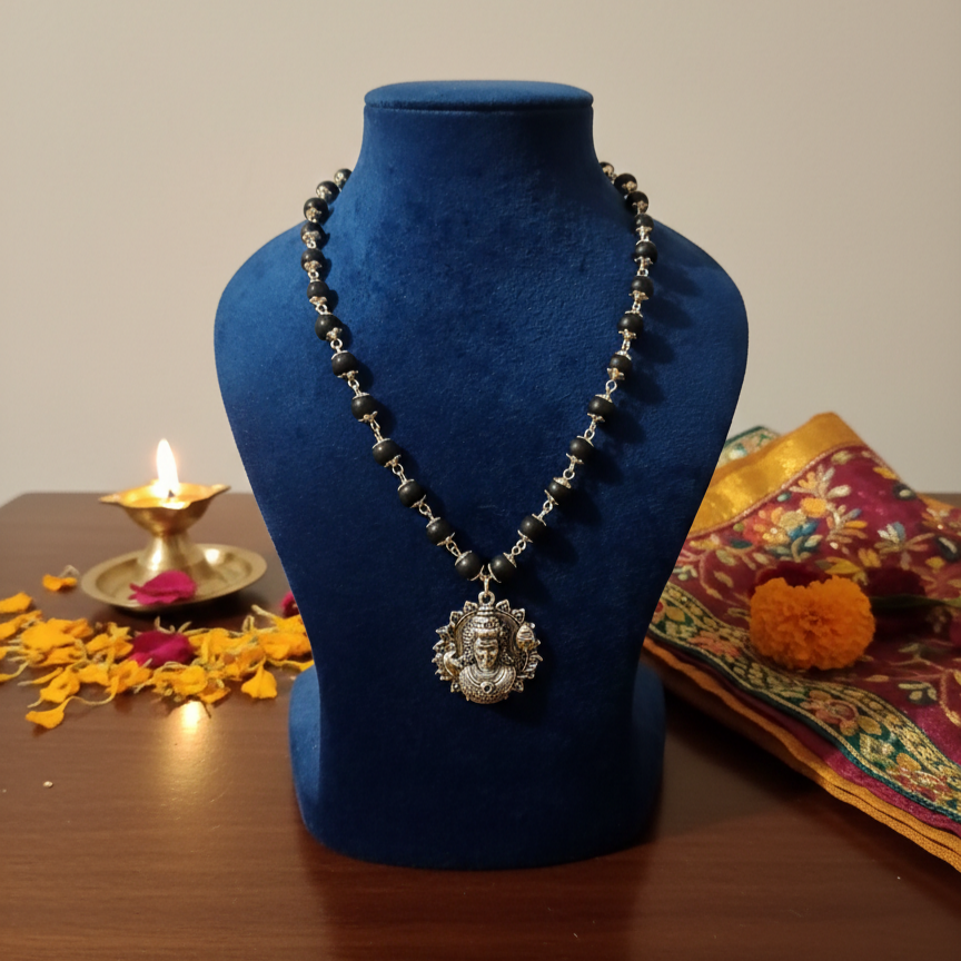Karungali Mala With German Silver Cap & Locket