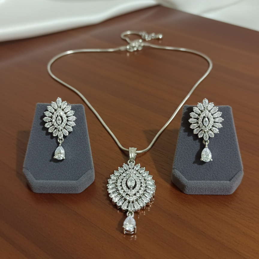 White Color Stone With Premium Stone Set