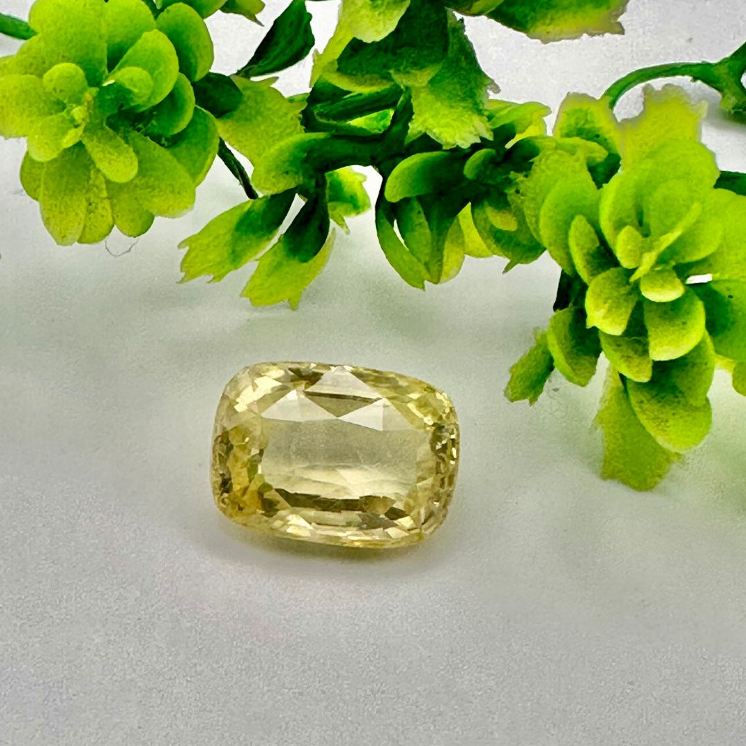 Yellow Sapphire – Shrilanka Pukhraj