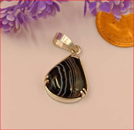 Sulemani Hakik Locket – Special Collection – Drop & Leaf Shaped in Silver