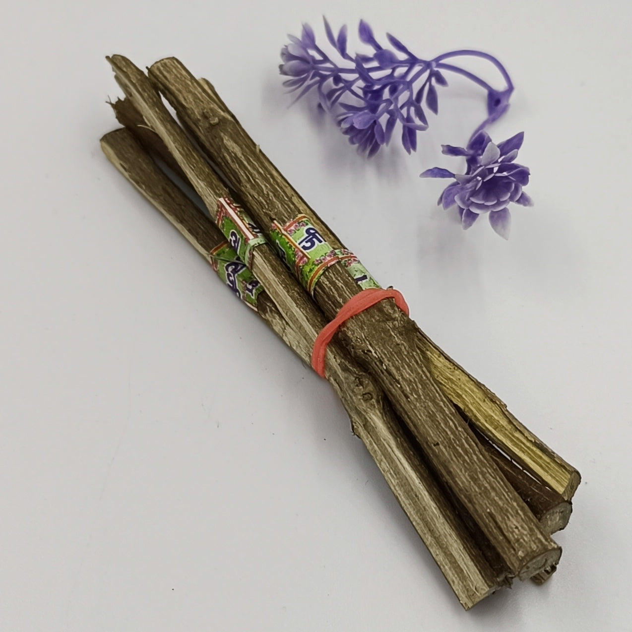 Lat Jeera - Apamarg - 12 Sticks Set