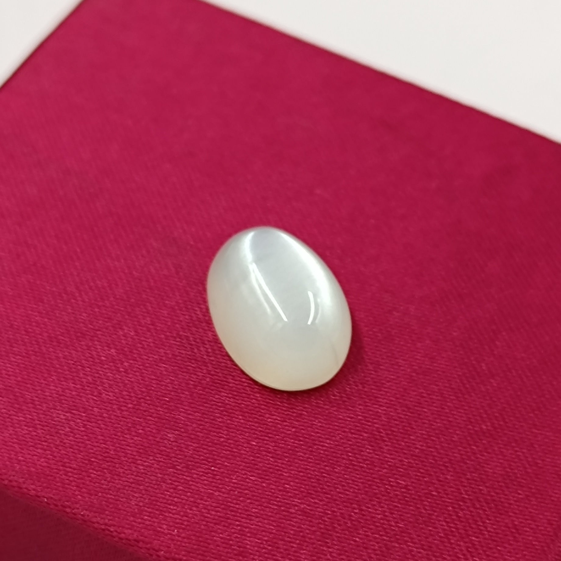 Moon Stone 9 Ratti In Silver Metal, Energized