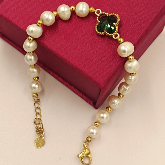 White Pearl Bracelet - Panchdhatu Golden Metal - Safed Sucha Moti