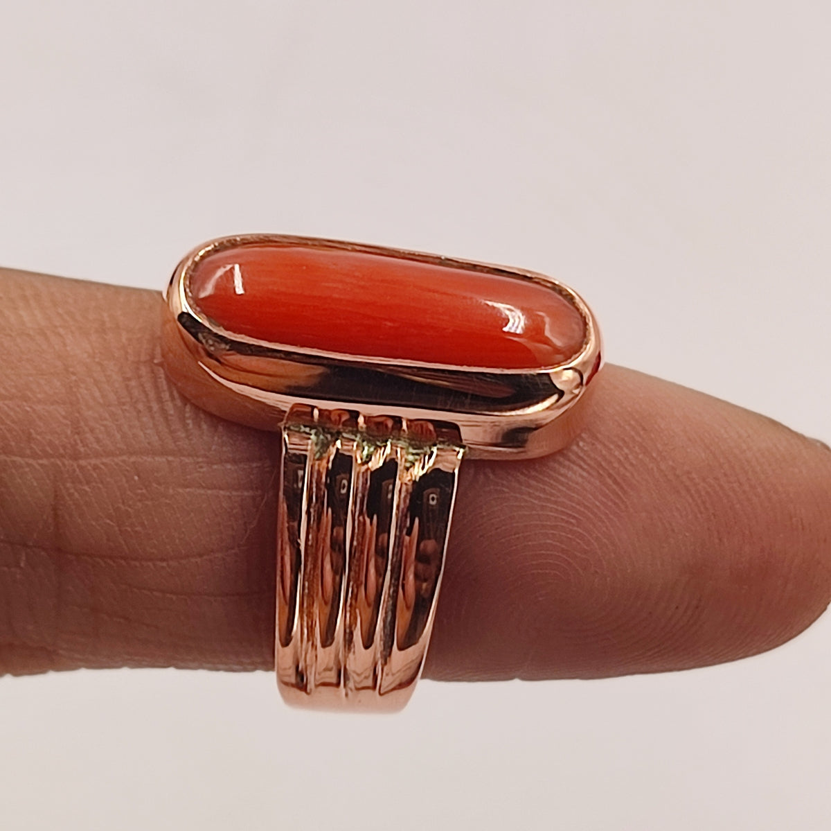 Red Coral – Capsule Shape Lal Moonga For Mars