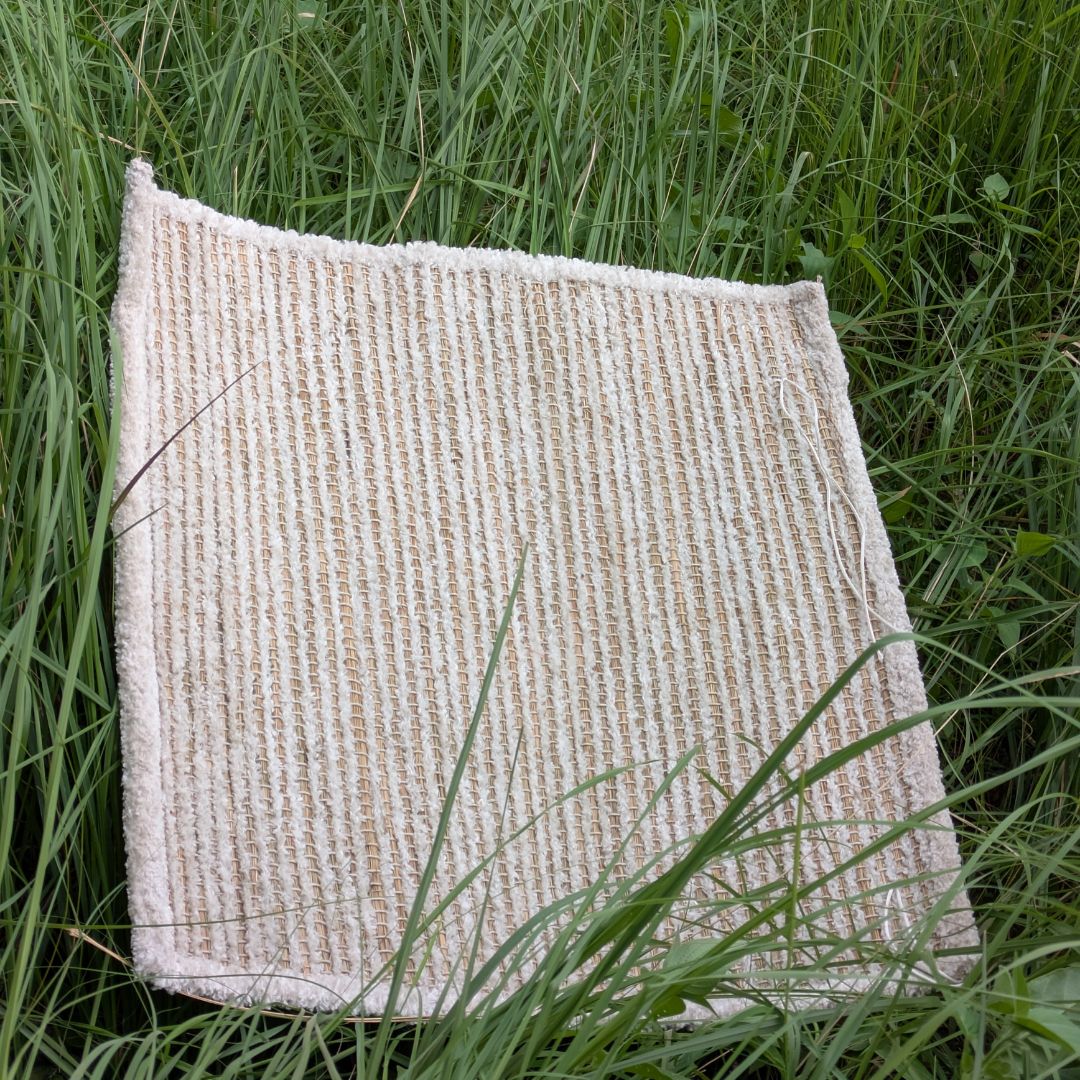 Kusha Grass & Silk Aasan for Meditation, Jap, Dhyan & Puja ( Long Hours of Comfortable Sitting ) 60 * 60 CM
