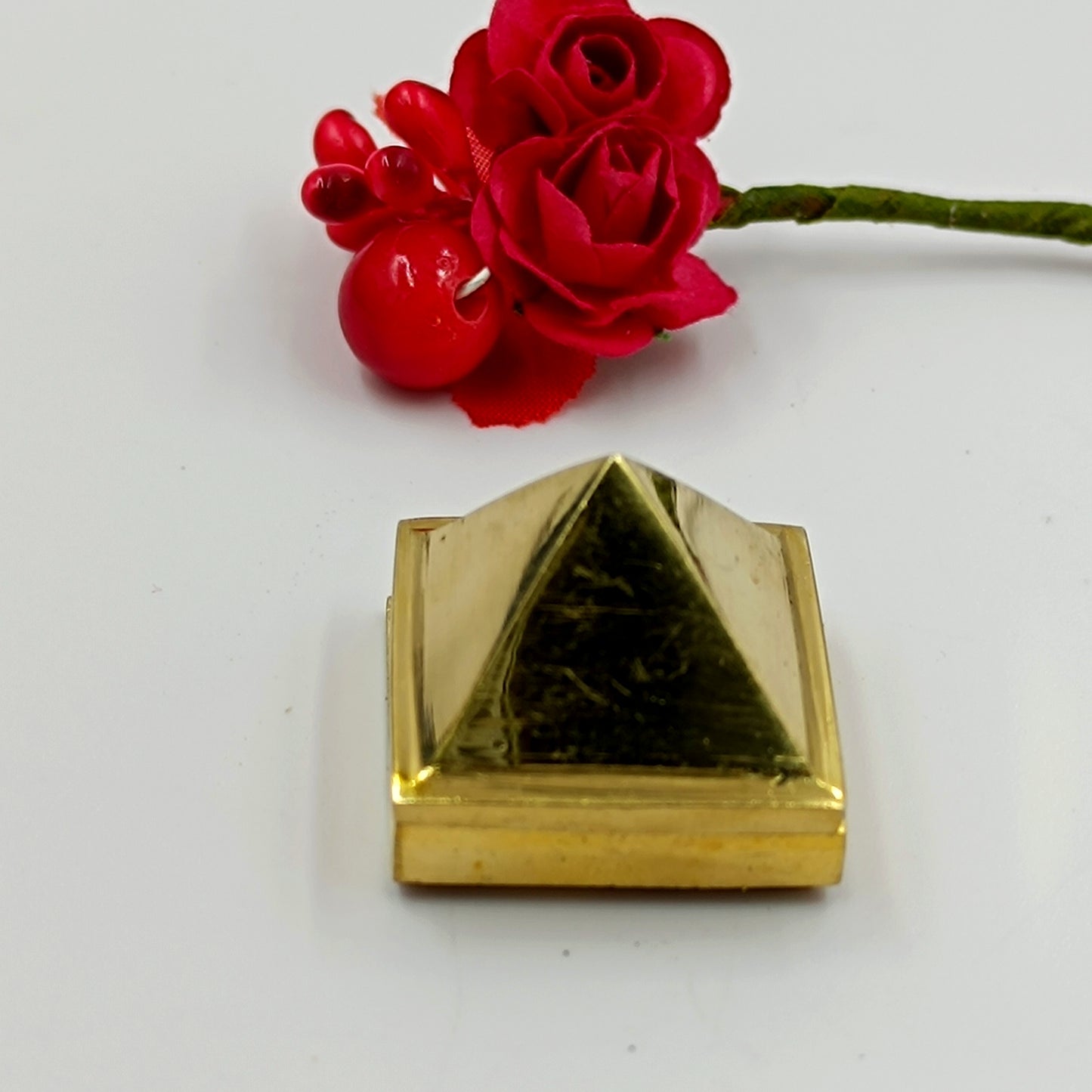 Brass Pyramid for Vastu Correction - 50 gm - 3 Piece Set